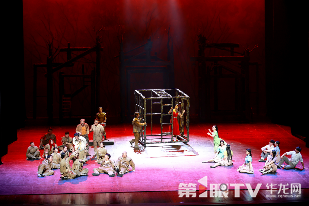 話劇《生命冊》劇照。第1眼TV-華龍網記者 羅盛杰 攝