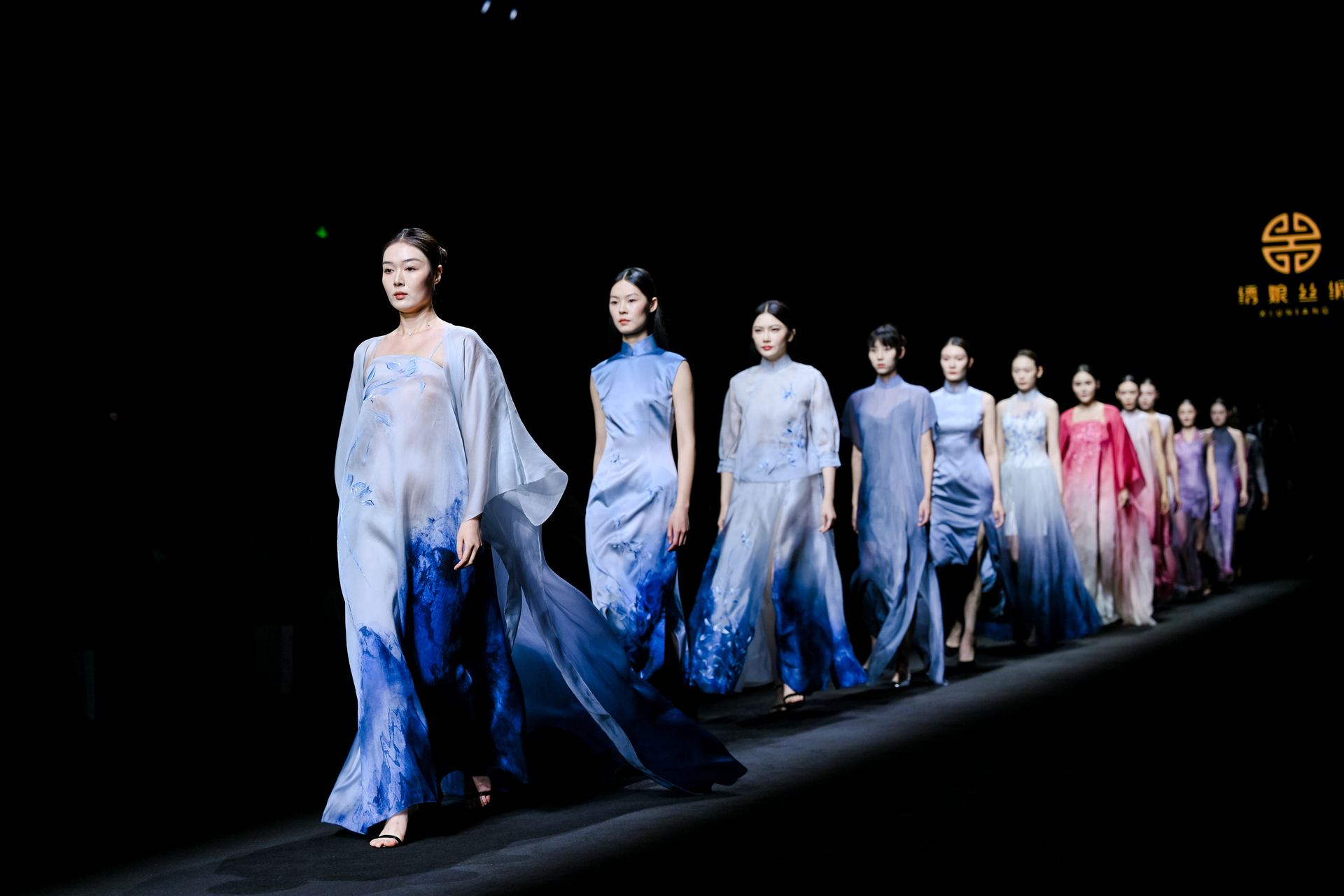 活動展現蠶桑絲綢產業多元價值。受訪者供圖