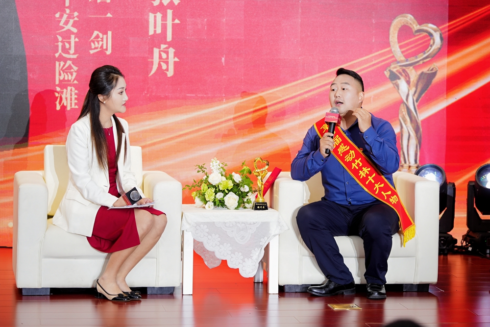 张叶舟现场分享。