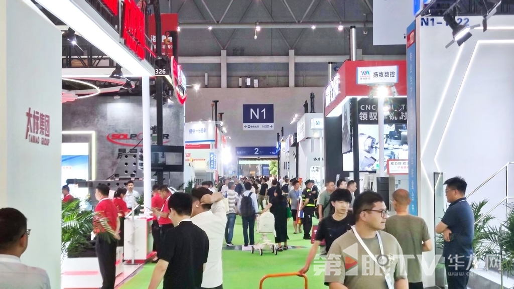 5月13日,2025第25届立嘉国际智能装备展览会启幕。第1眼TV-华龙网记者 梁浩楠 摄