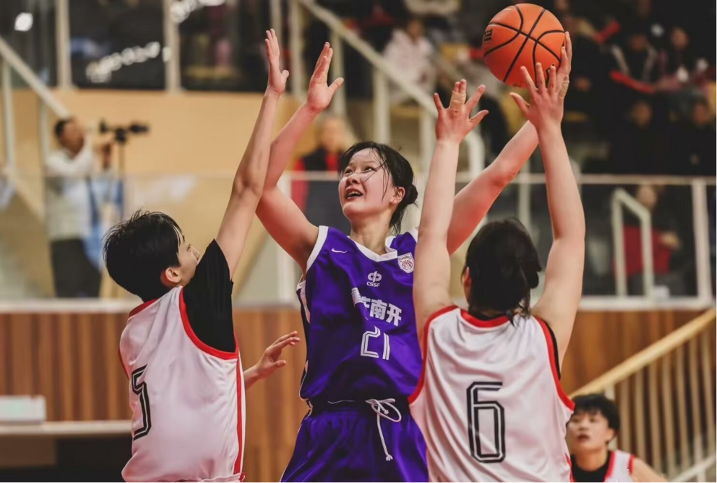 学生参与体育运动。学校供图 第1眼TV-华龙网发