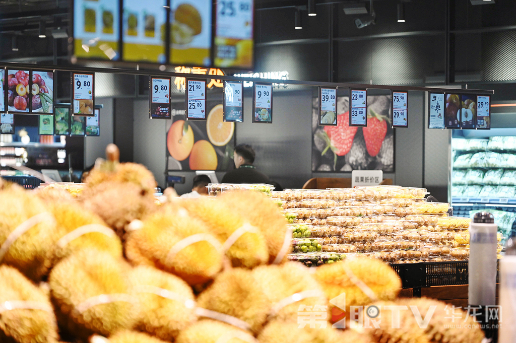渝北區永輝超市愛琴海店。 第1眼TV-華龍網記者 劉潤 攝