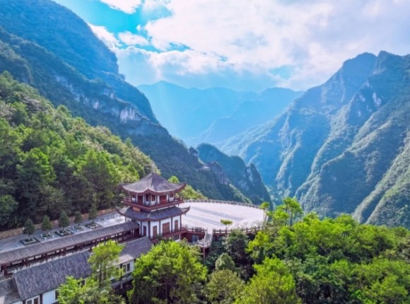 武陵山大裂谷風(fēng)景。活動主辦方供圖 (2)