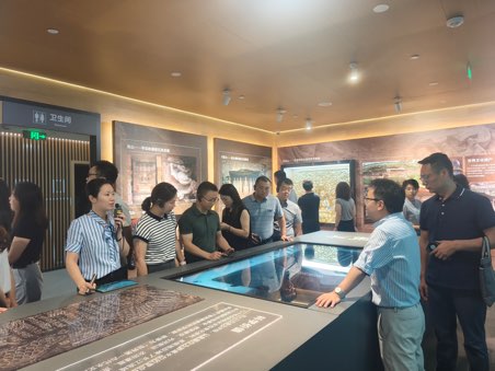 現(xiàn)場(chǎng)教學(xué)。通訊員 張貝貝 攝