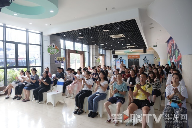 發(fā)布活動(dòng)現(xiàn)場(chǎng)。第1眼TV-華龍網(wǎng)記者 簡(jiǎn)夢(mèng) 攝1