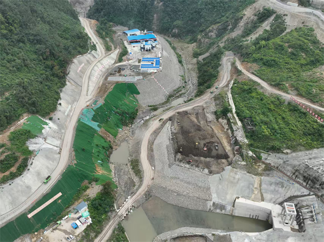 建設(shè)中的向陽(yáng)水庫(kù)。向陽(yáng)水庫(kù)供圖