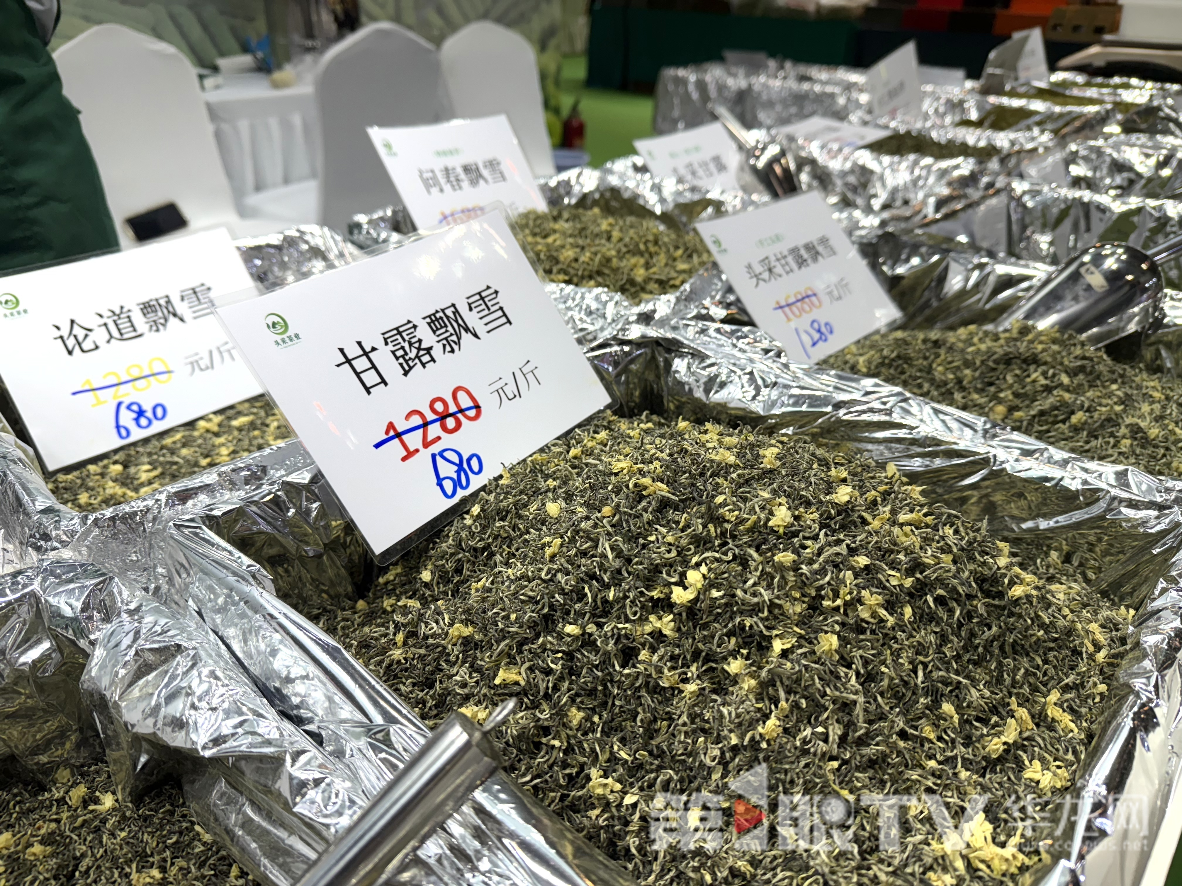 展会现场 第1眼TV-华龙网记者谢鹏飞摄