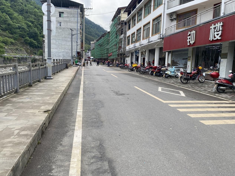 開展全面檢查巡查后場鎮(zhèn)改變情況。