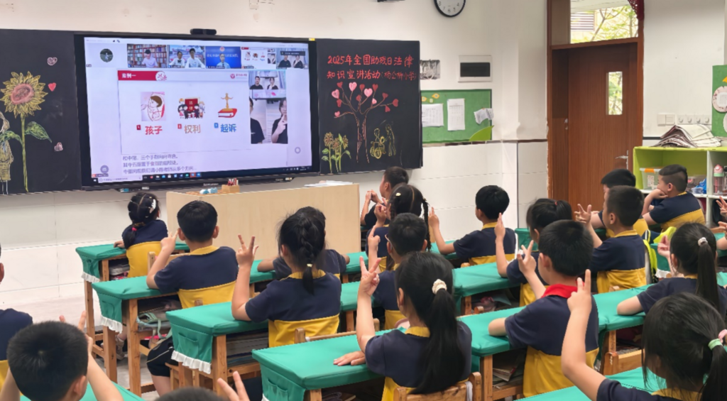 活动现场,重庆市沙坪坝区杨公桥小学。受访单位供图