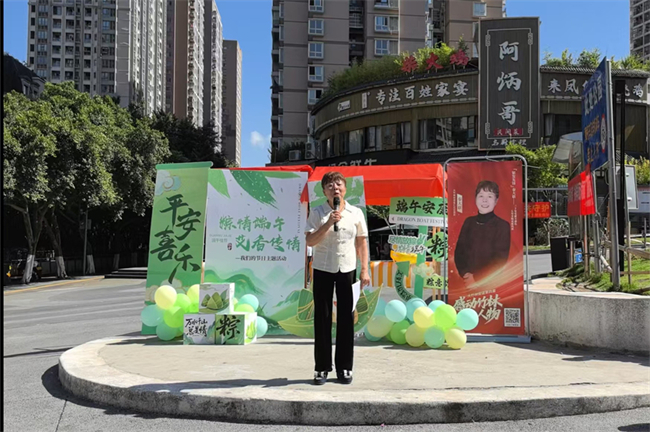 大竹林街道居民秦大聯(lián)。大竹林街道供圖