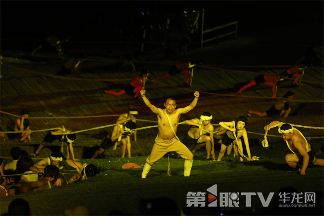川江號子吼起來。第1眼TV-華龍網首席記者 李文科 攝