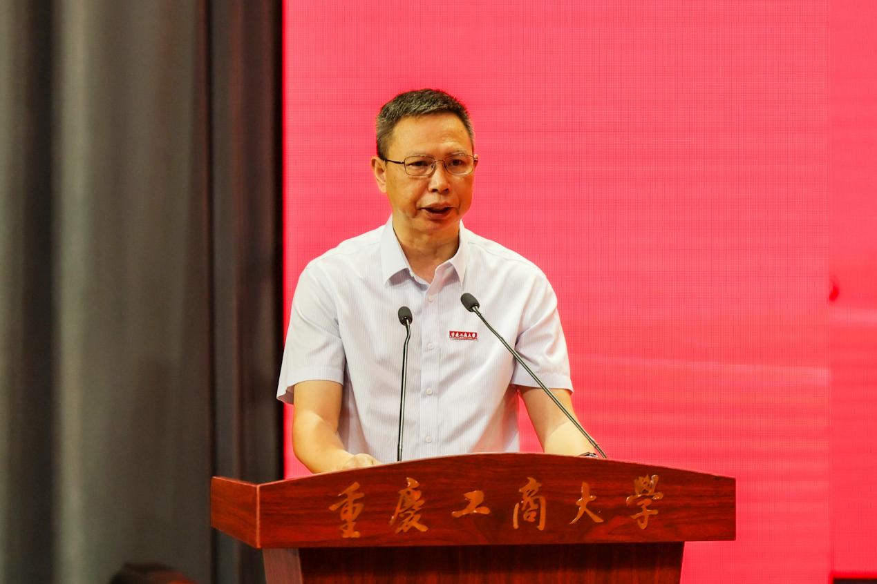 校友讲话