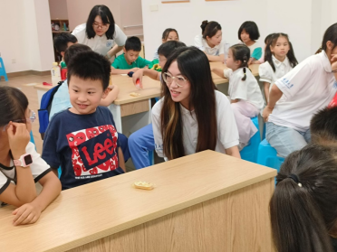 各個社區(qū)的關(guān)愛輔導(dǎo)活動豐富多樣。主辦方供圖