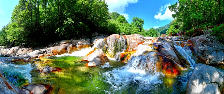 黄柏塬原生态风景区。景区供图