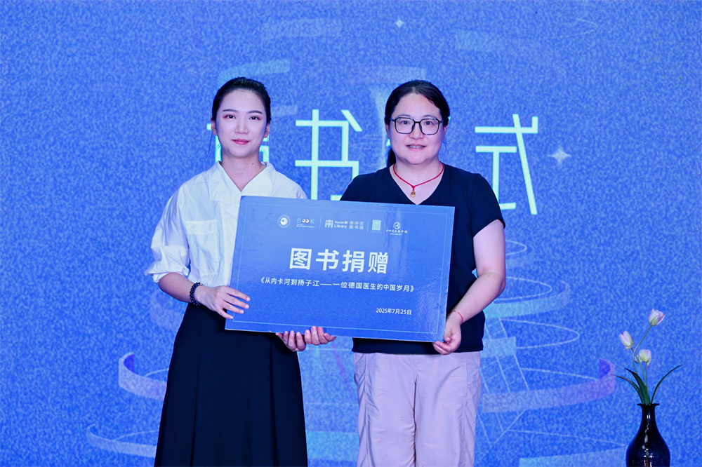 CJY_5552-opq3847924771