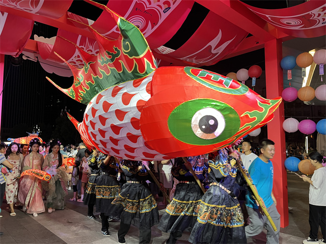 非遺魚燈巡游。受訪者供圖
