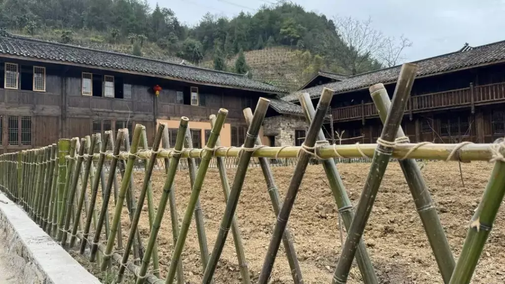 2b9ed37d71394ff7bd3095b3ae646aa9